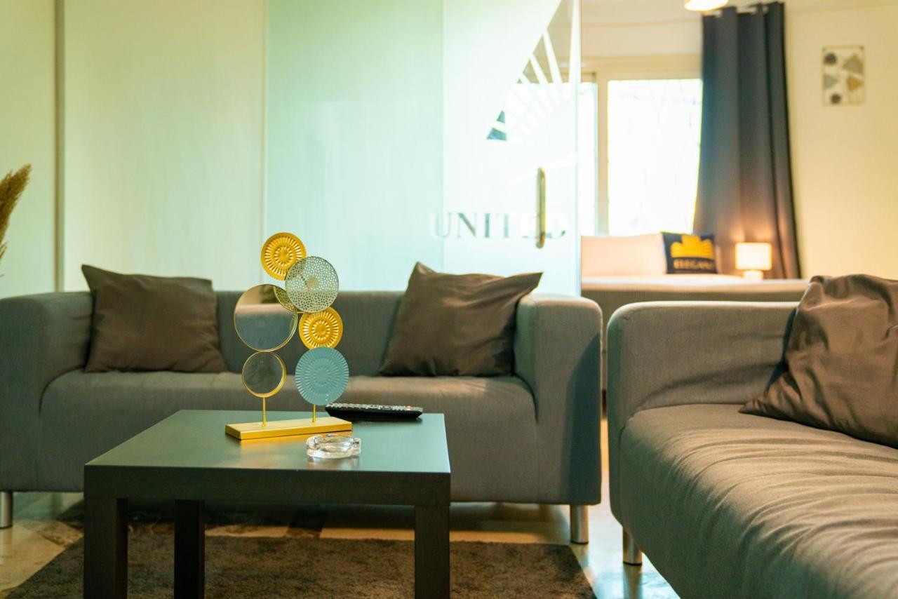 Apartment Elegant Modern 1 Bedroom Near Festival